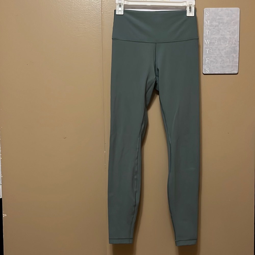Lululemon Wunder Under Deep Sage 25’ size 6